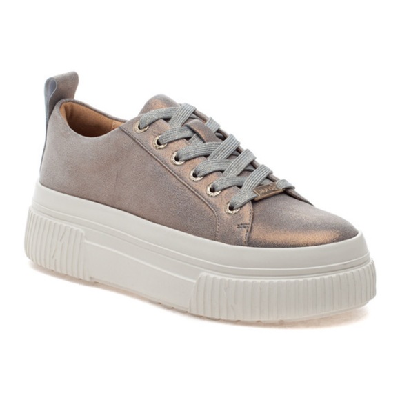 NWT J/SLIDES WEST Bronze Metallic Leather Sneaker - Picture 2 of 15